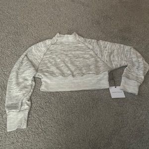 PAINTED THREADS heatherd grey sweatshirt